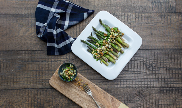 Asparagus With Blue Cheese Walnut Relish