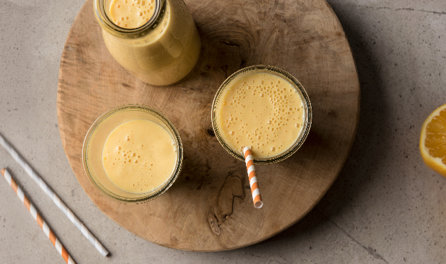 Grapefruit, Mango & Yoghurt Smoothie Recipe